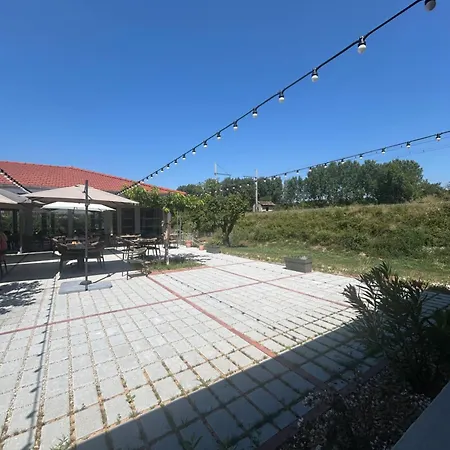 Logis Et Restaurant La Vallee Otel *